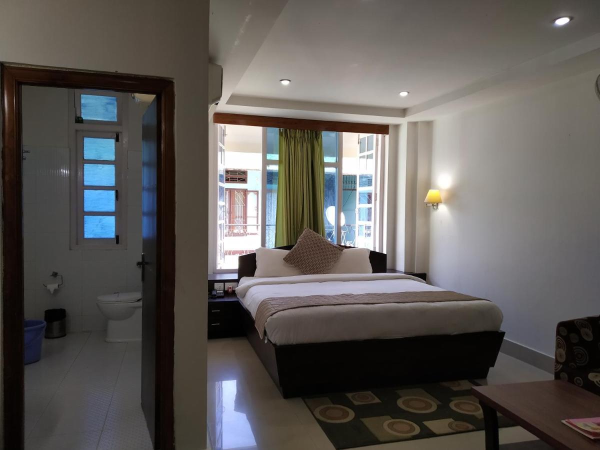 Hotel Sc Continental Itanagar Exterior photo