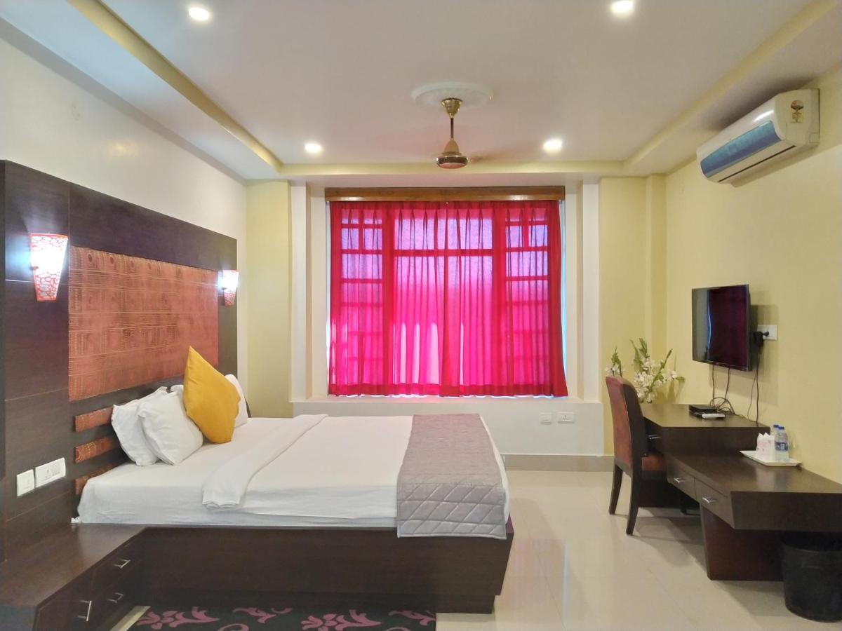 Hotel Sc Continental Itanagar Exterior photo